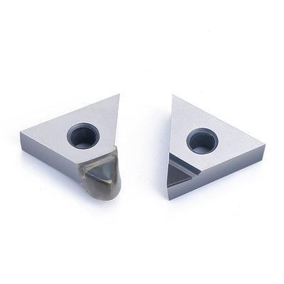 गुणवत्ता  High Efficiency PCD Turning Inserts Cutting  Tool For CNC Lathe Machining कारखाना